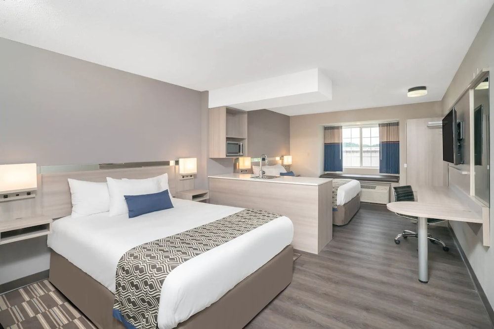 Suite, 2 Double Beds, Non Smoking