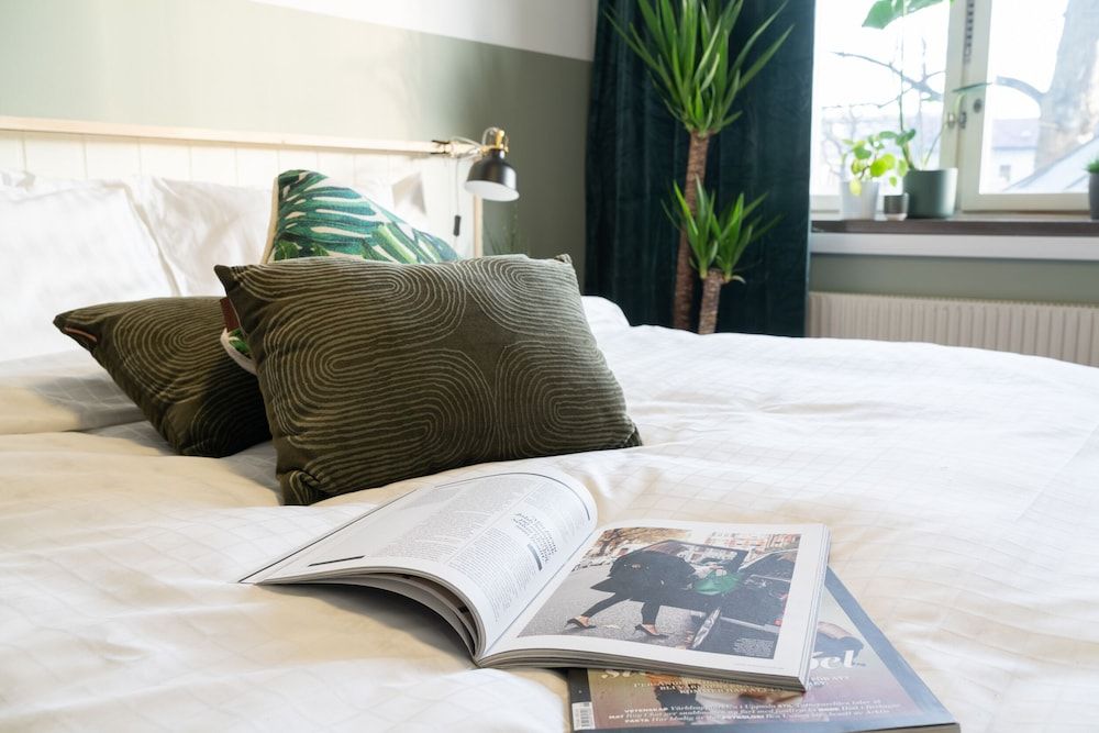 Hotel Botanika Uppsala Standard King Room 9