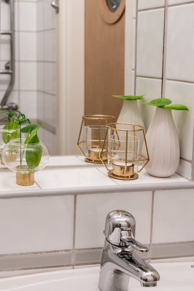 Hotel Botanika Uppsala Big Family Room 6