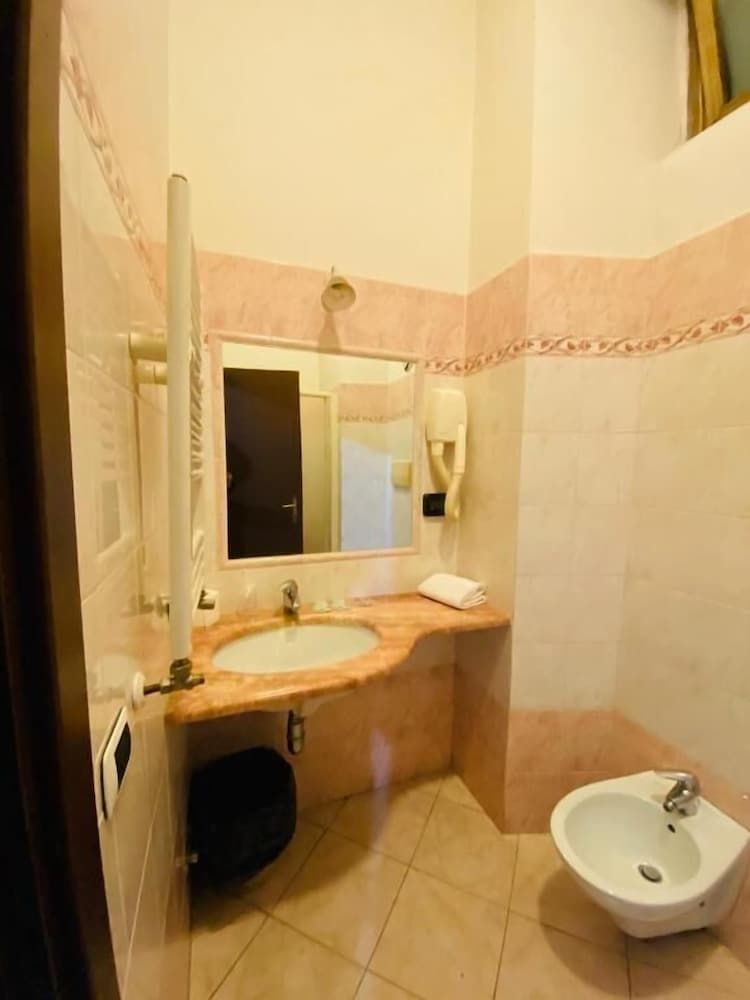 Ferrari Basic Double or Twin Room 4