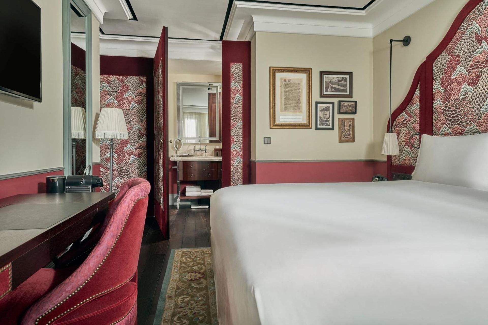 Juliet Club Suite, Club Lounge Access, Evening Cocktails, Appetizers, 1 King