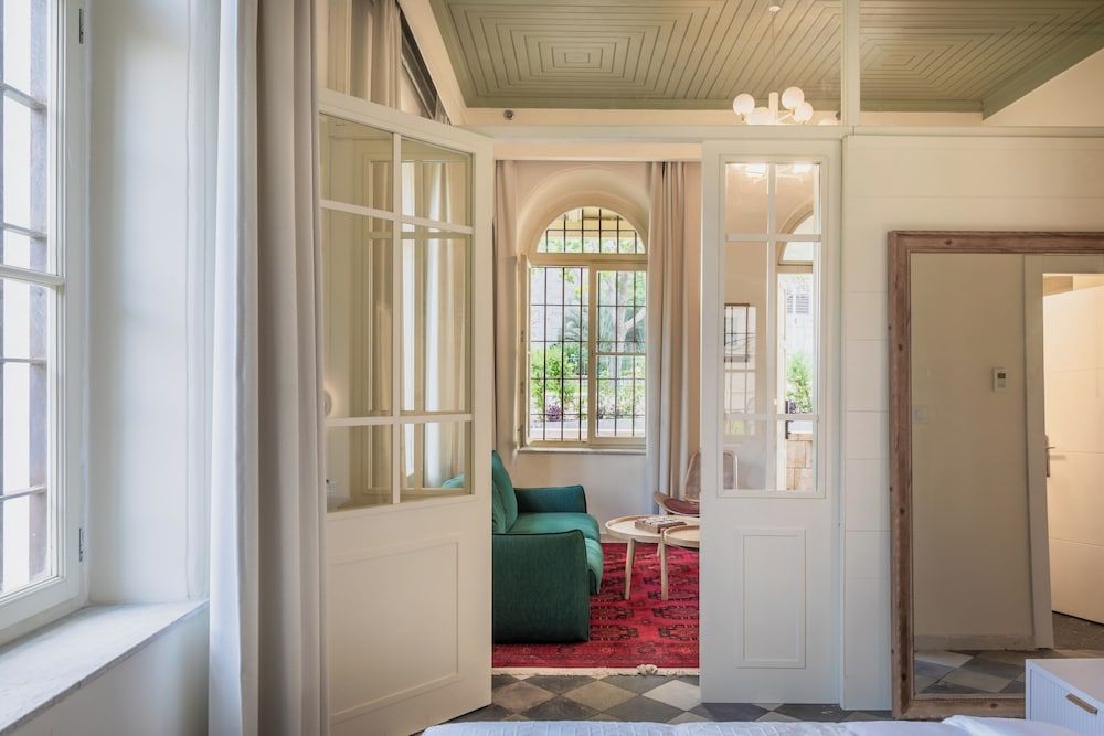 Gutman suite