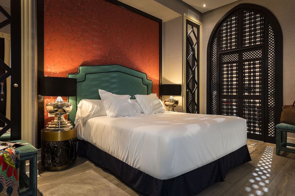 undefined Casa de Triana Luxury Suites by Casa del Poeta