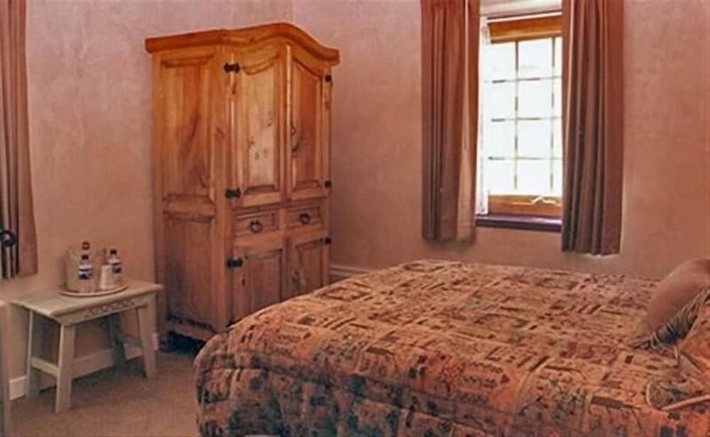 Hotel La Fonda Taos Room, 1 Queen Bed, Non Smoking 3