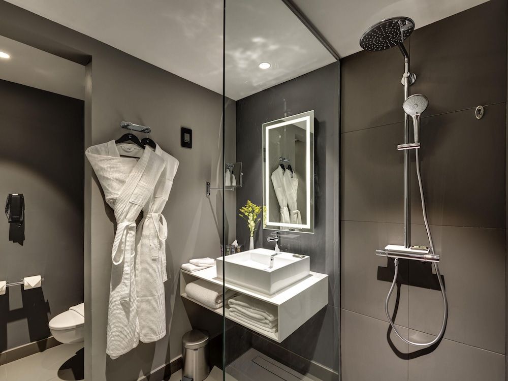 undefined Novotel Sharjah Expo Center 2