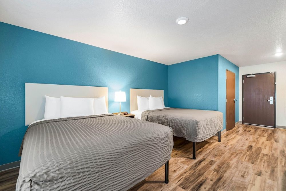 Standard Room, 2 Queen Beds, Non Smoking