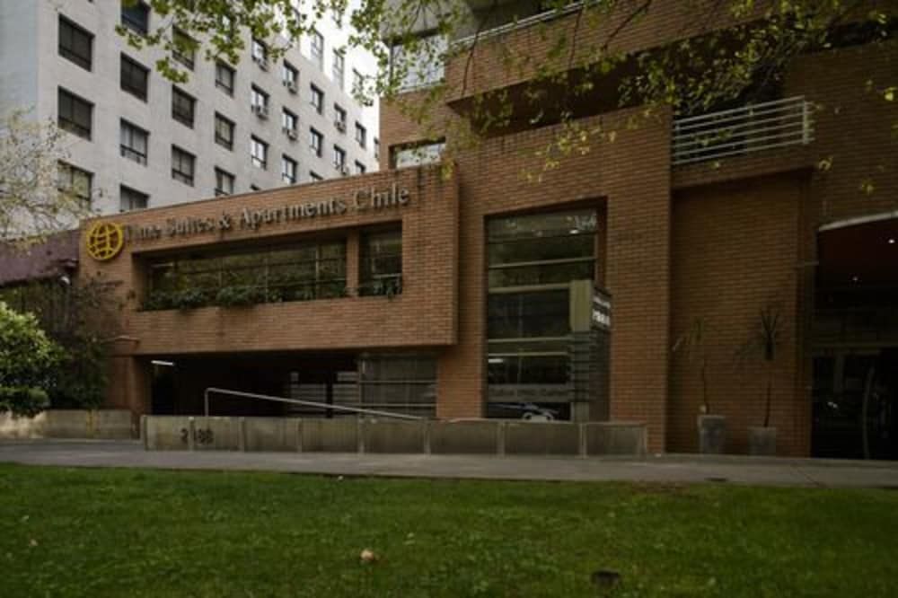 undefined Time Suite - Comfort Apartments 4