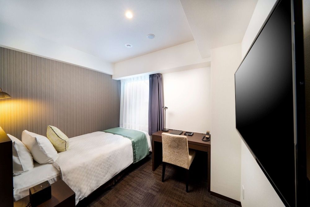 Best Western Hotel Fino Shin-Yokohama Deluxe Room, 1 Twin Bed, Refrigerator 2