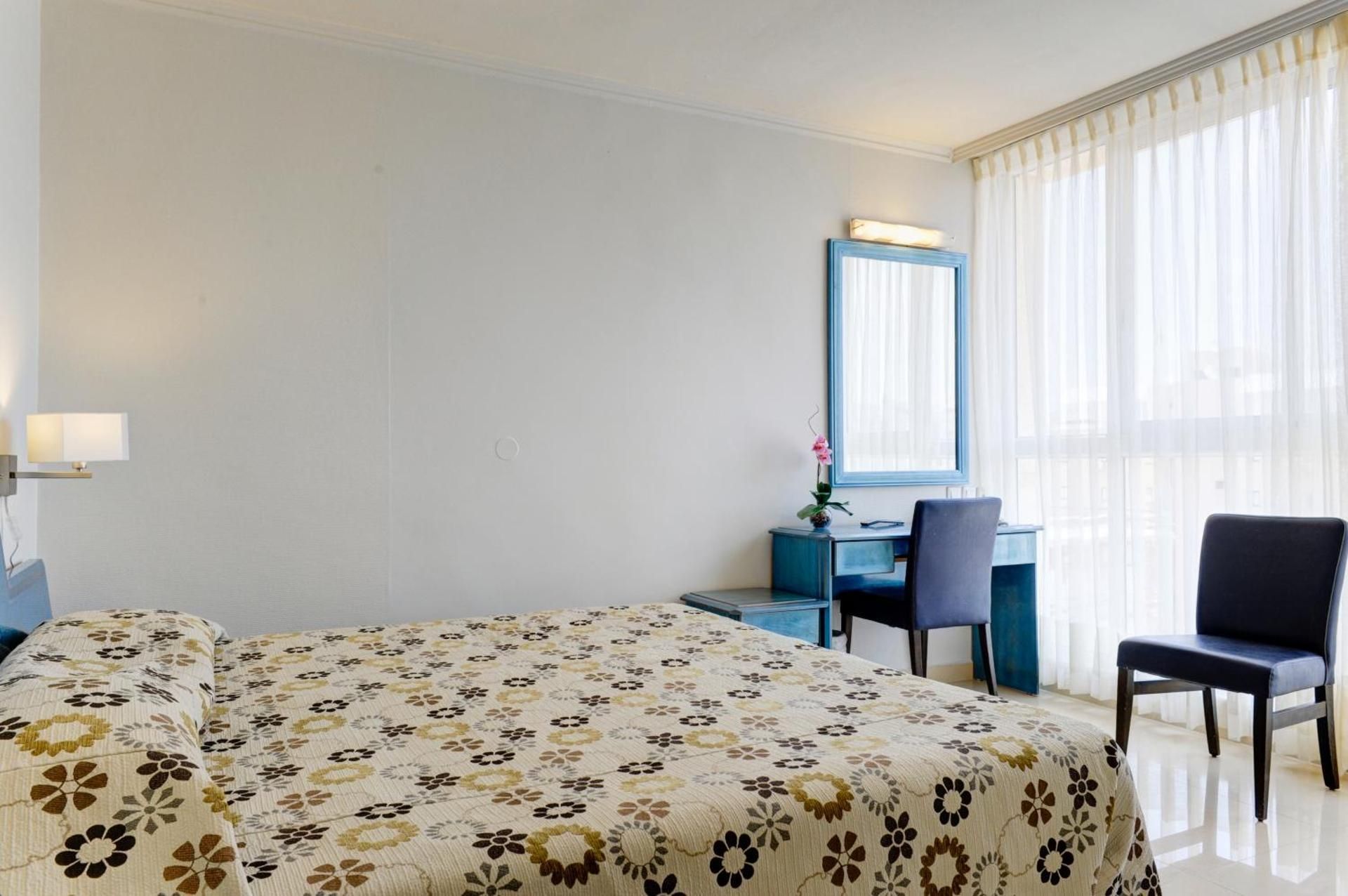 Standard Room with City View