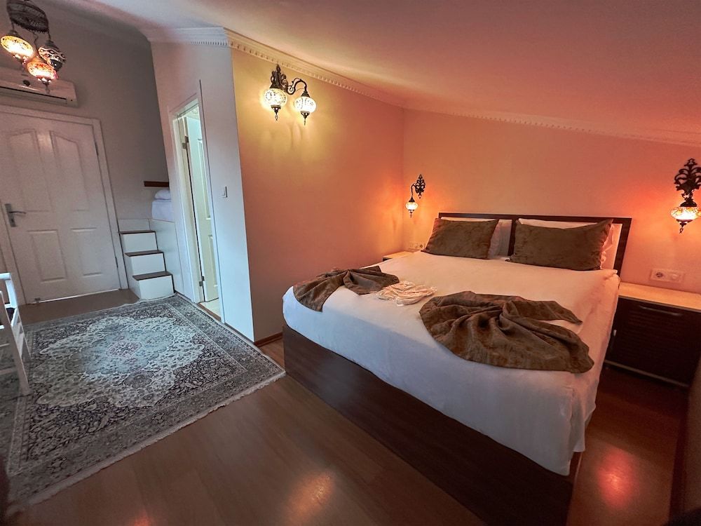 undefined Modern Sultan Hotel 10