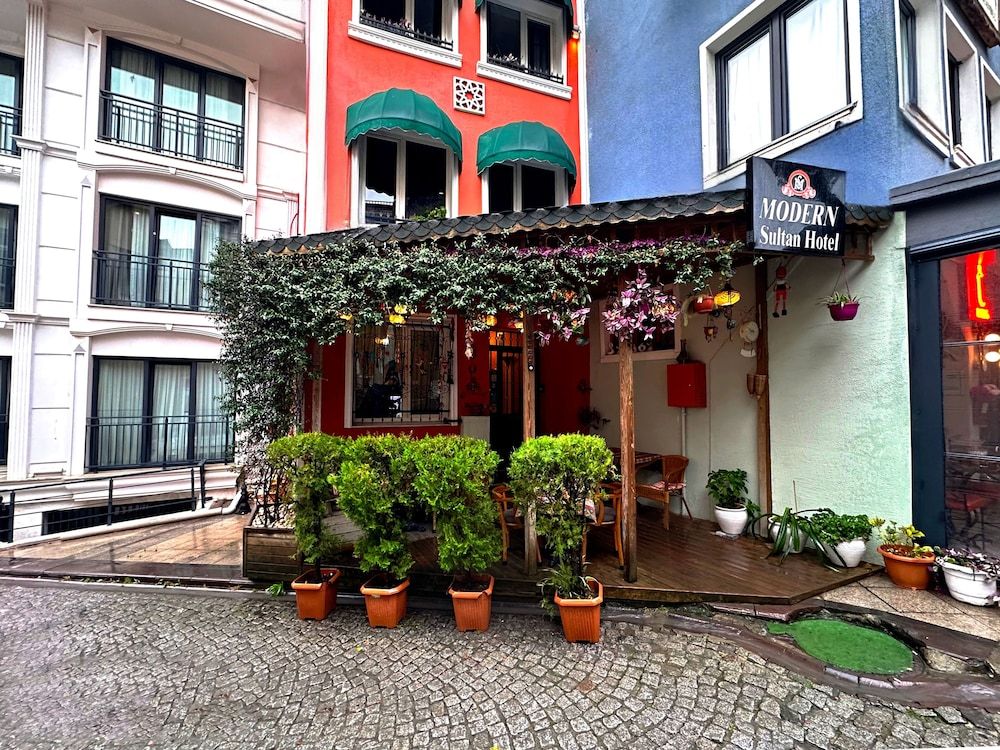 undefined Modern Sultan Hotel 6