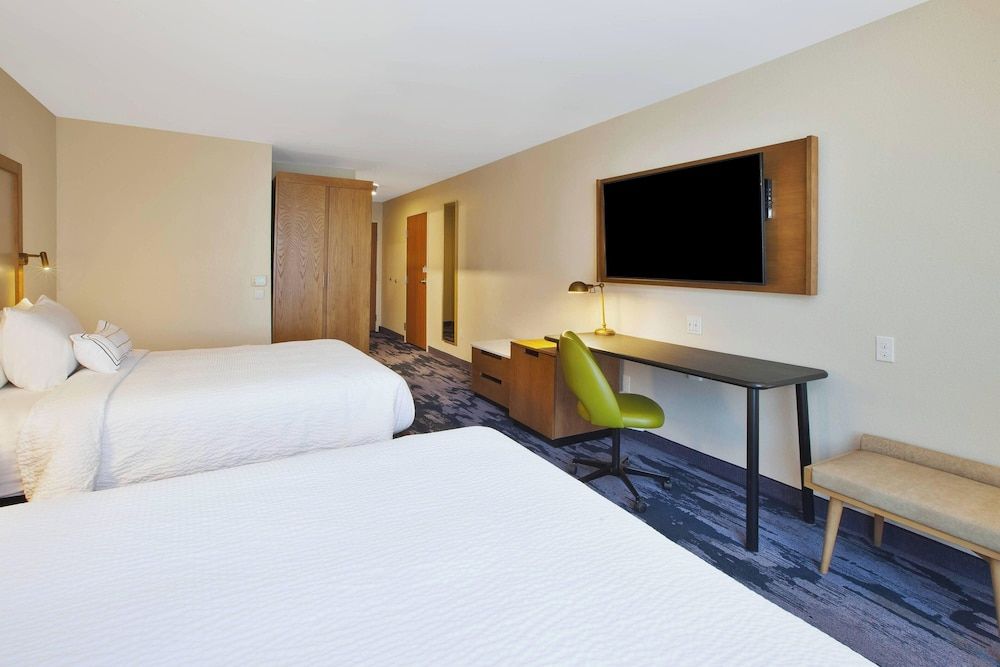 Room, 2 Queen Beds, Non Smoking