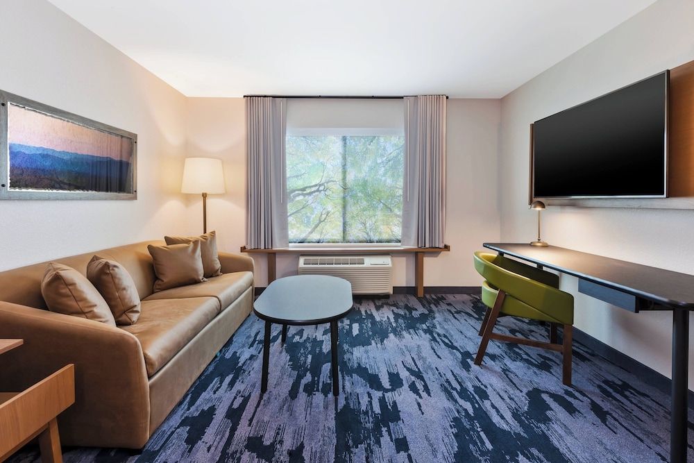 Suite, 2 Queen Beds, Non Smoking (Hearing Accessible)