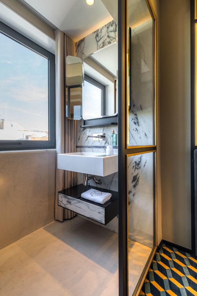 The Convo Porto Hotel & Apartment Standard Double Room 6