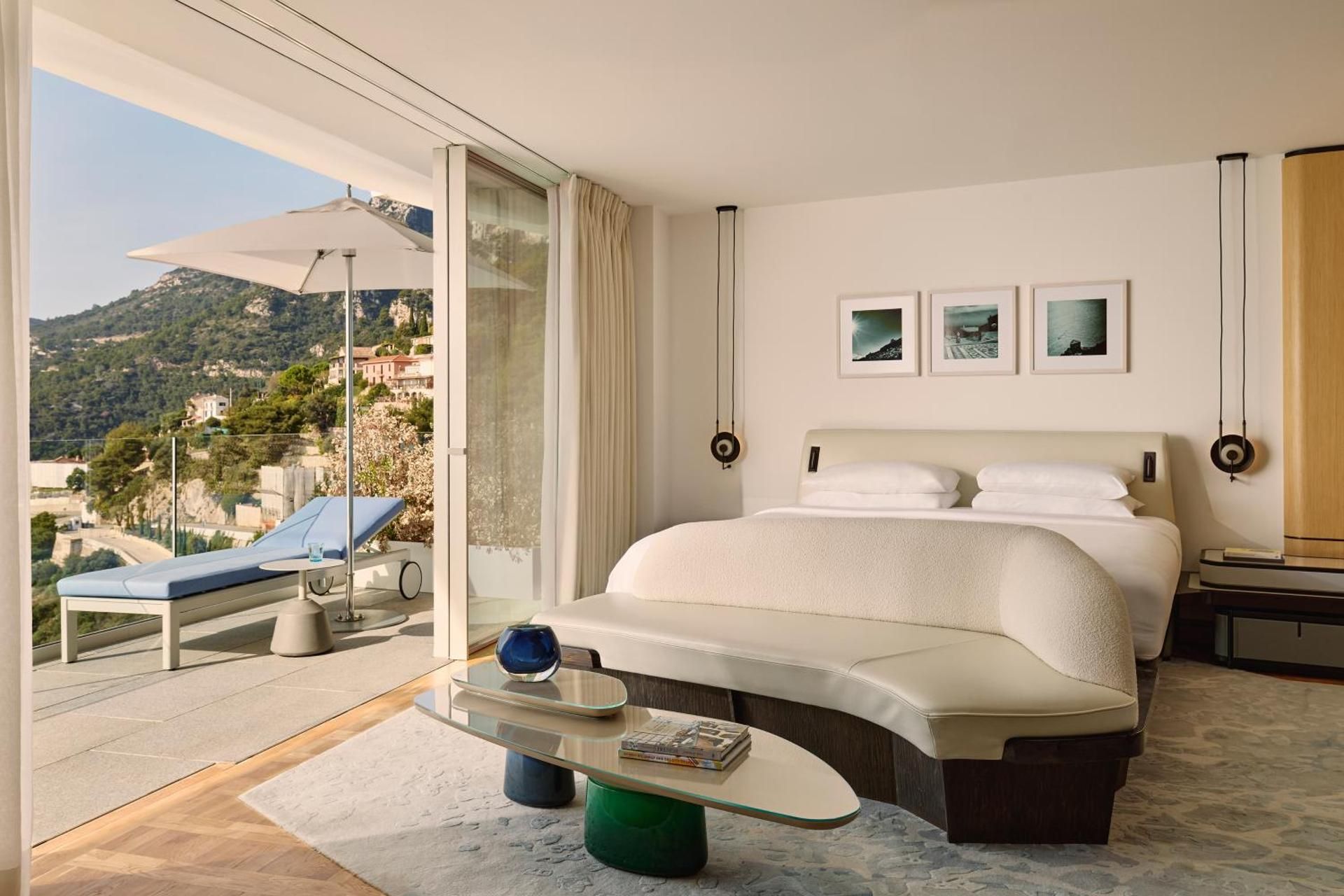 panoramic sea view studio