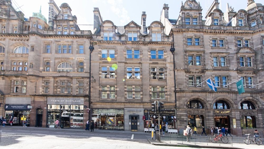 undefined Linton Collection - 28 North Bridge 7