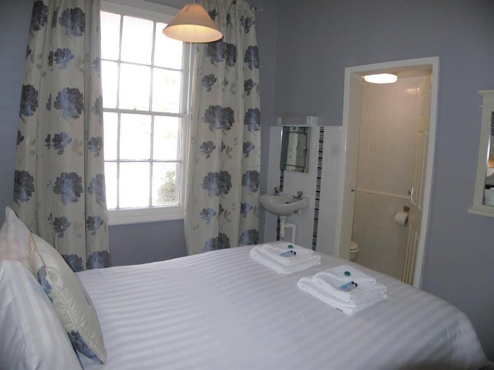 Beach House Double Room, Ensuite (Single Occupancy) 2