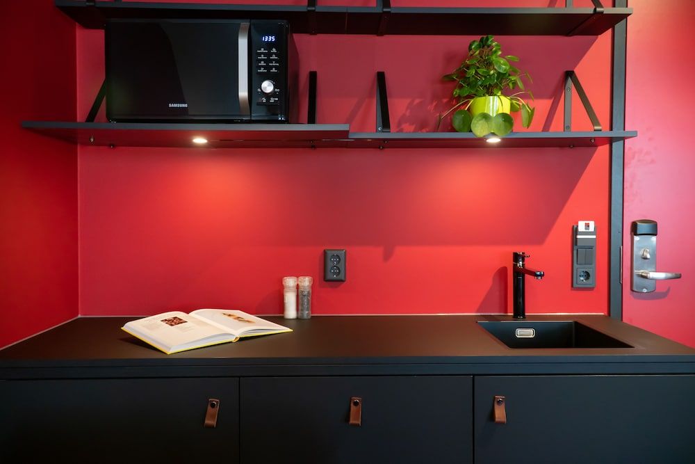 Via Suites Deluxe Studio Suite, 1 Double Bed, City View 6