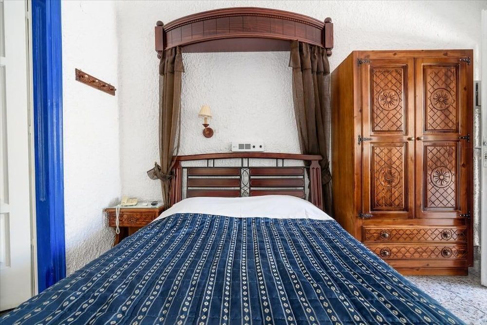 undefined Hotel Porto Perissa 4