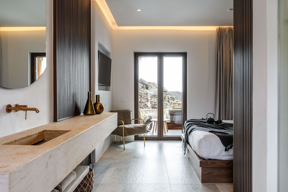undefined Charisma Hotel and Wellness Suites 10