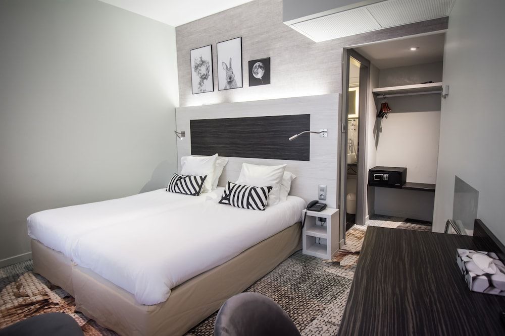 Couvent du Franciscain Twin Room 8