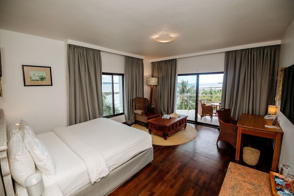 Tower Junior Suite Sea View