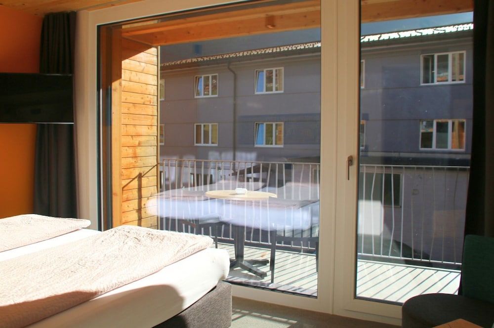 undefined Eiger Lodge Chic 10