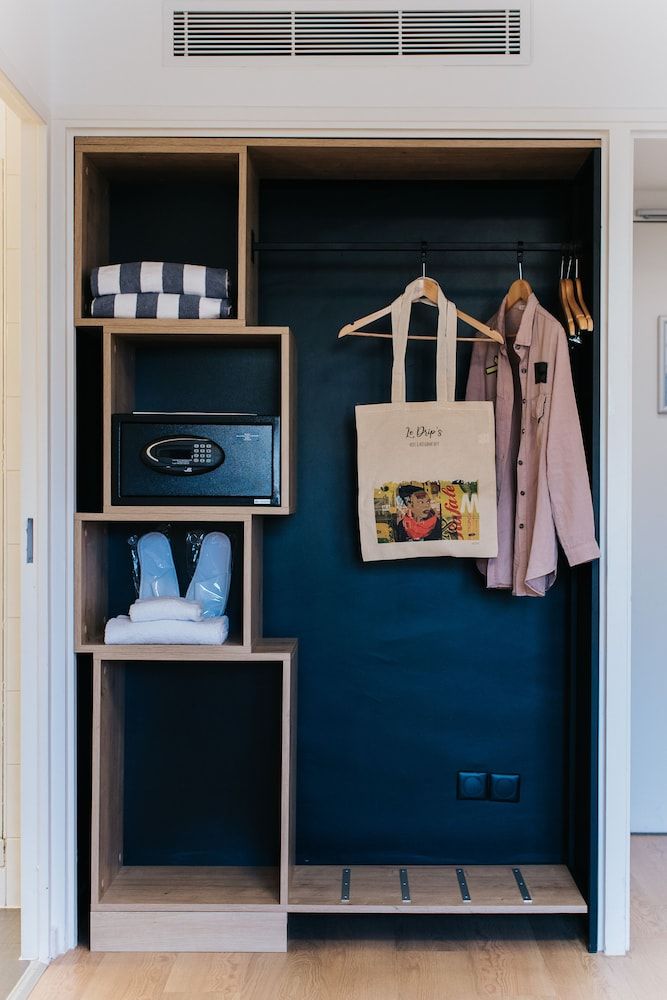 Le Drips Classic Room 6