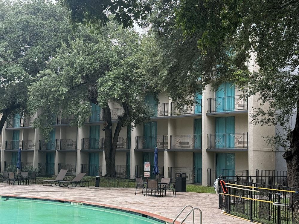 undefined Wingate Houston near NRG Park/Medical Center 5