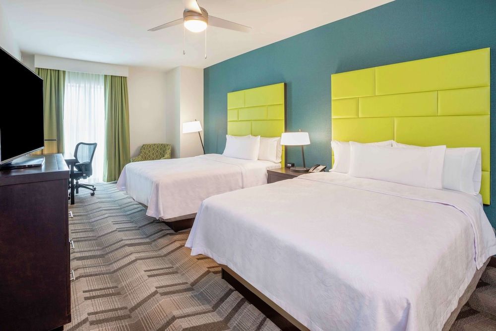 Suite, 2 Queen Beds, Accessible (Roll-In Shower)