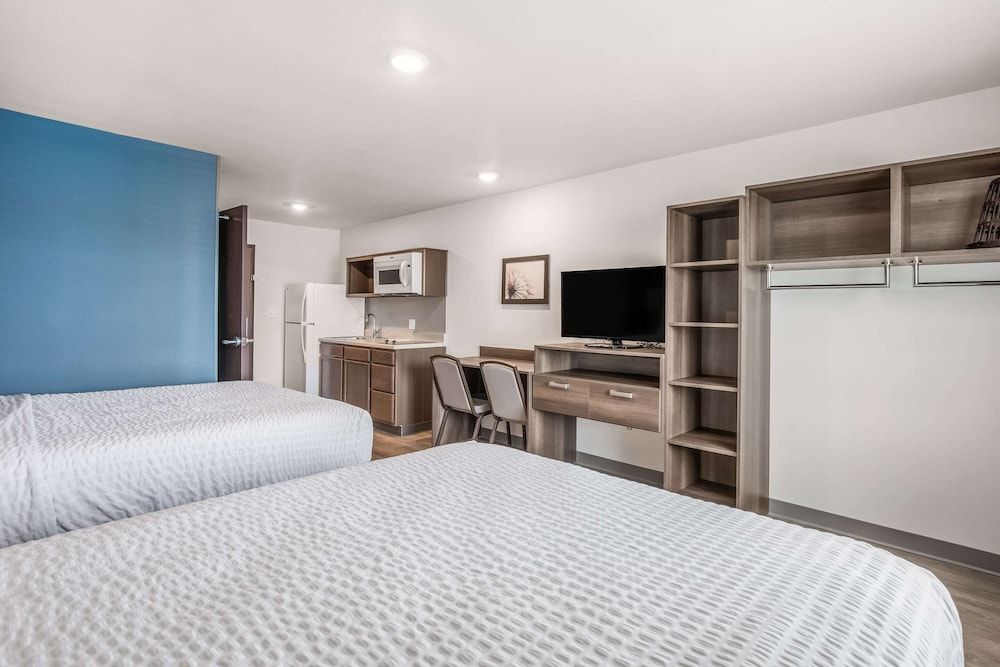Standard Room, 2 Queen Beds, Non Smoking