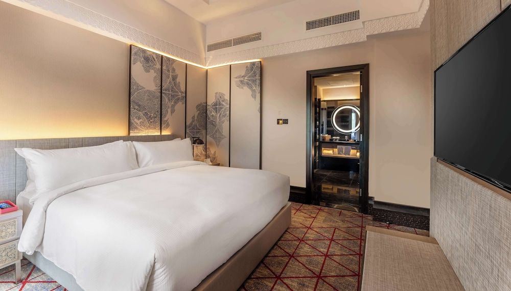 KING EXECUTIVE ROOM