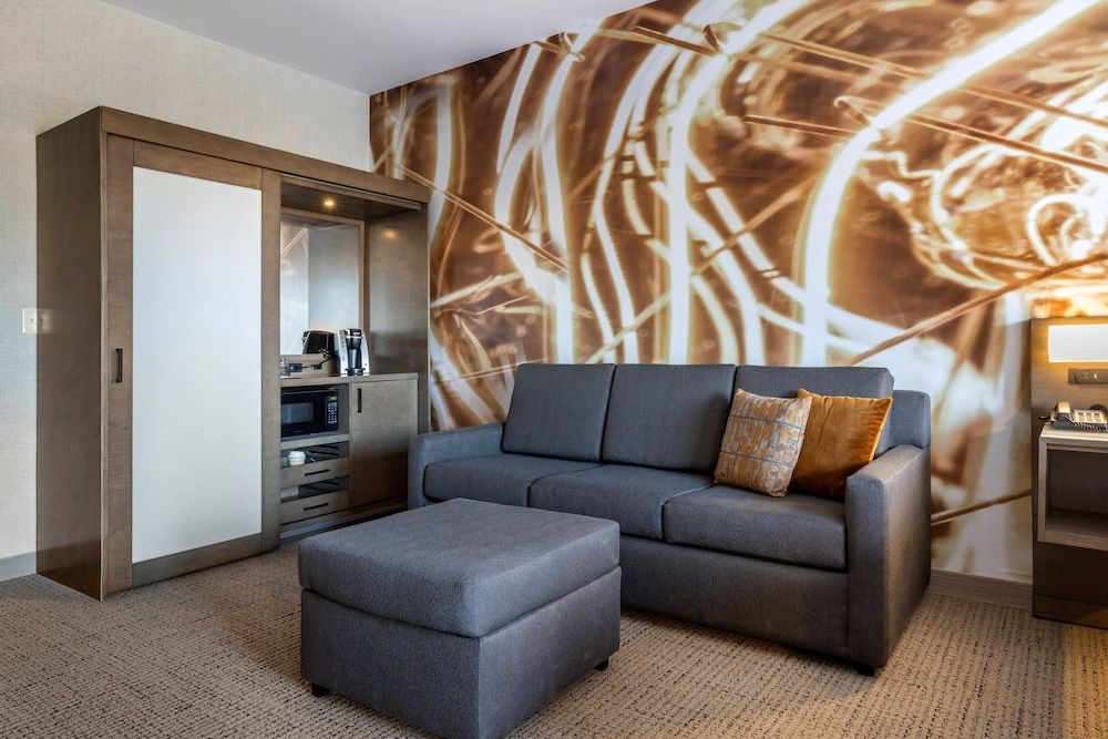 Cambria Hotel West Orange Standard Room 1 King Bed Accessible 4