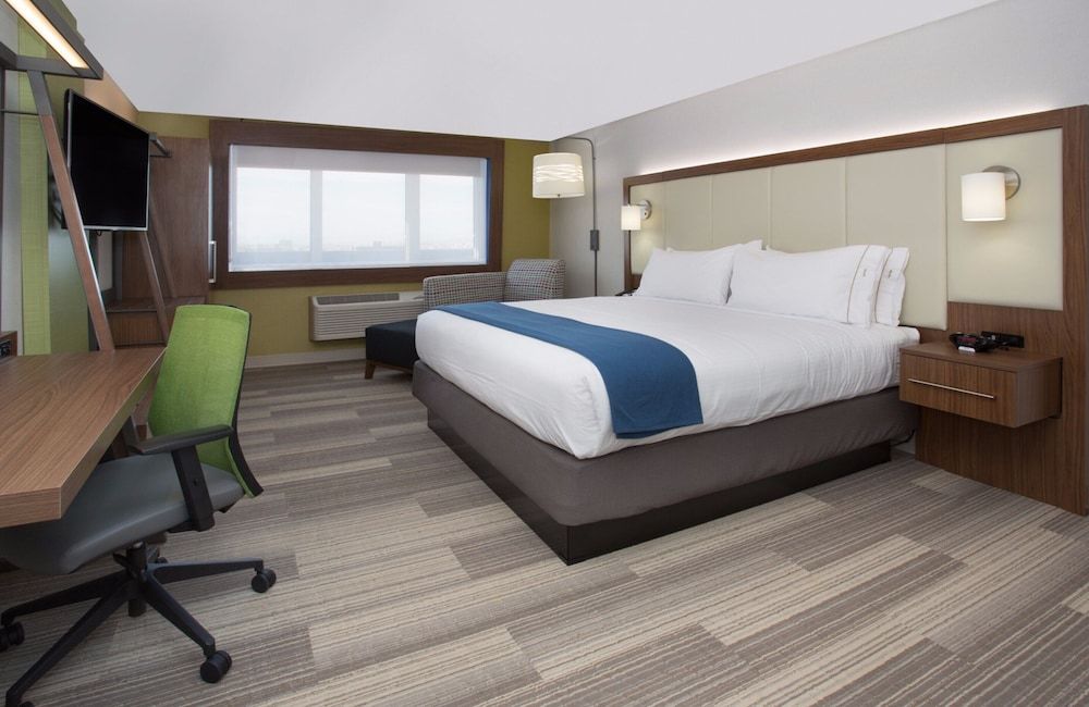 Standard Room, 1 King Bed