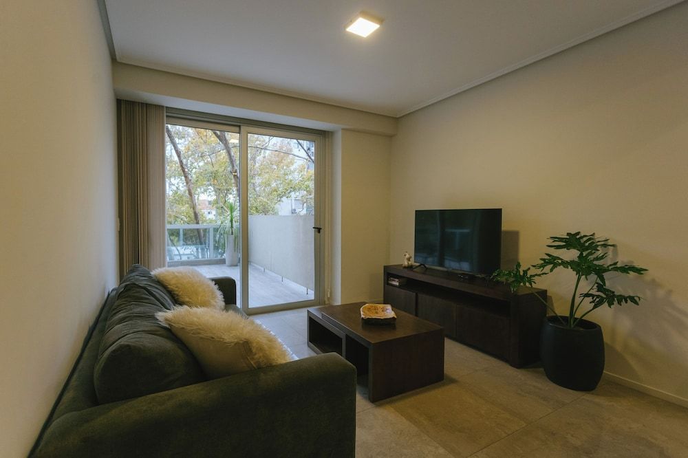 Le Montreal Apartments Apartment, 1 Bedroom, Terrace 15