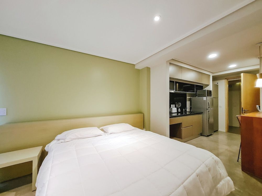 Le Montreal Apartments Studio 6