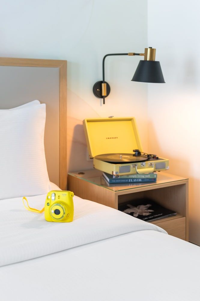 Vida Beach Resort Umm Al Quwain Deluxe Room, 2 Twin Beds, Partial Sea View 2