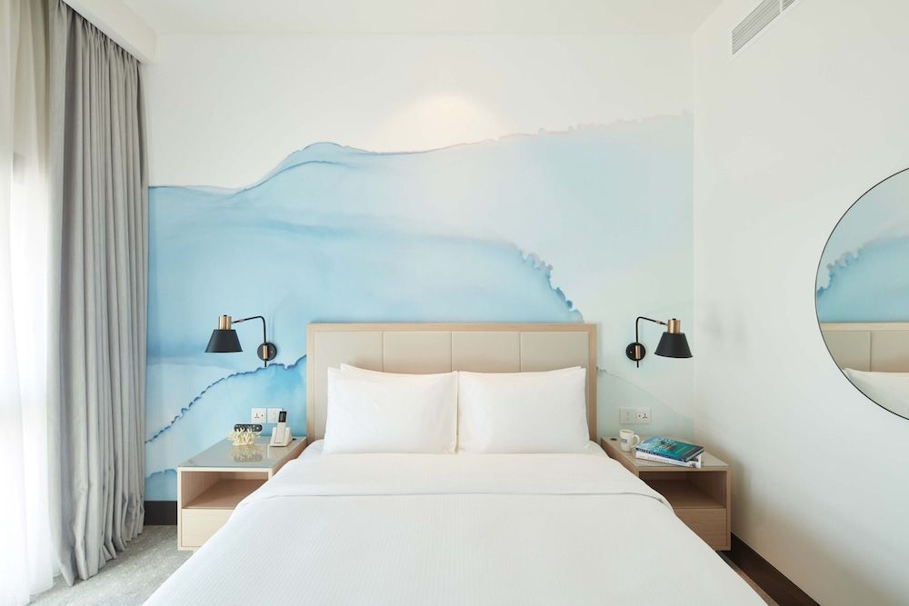 Vida Beach Resort Umm Al Quwain Deluxe Room, 1 King Bed, Sea View 2