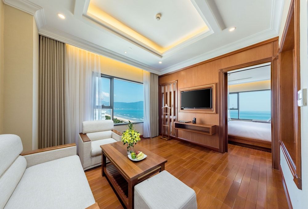 Beach/Ocean View