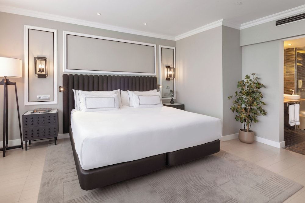 undefined The Level at Melia Sevilla 5