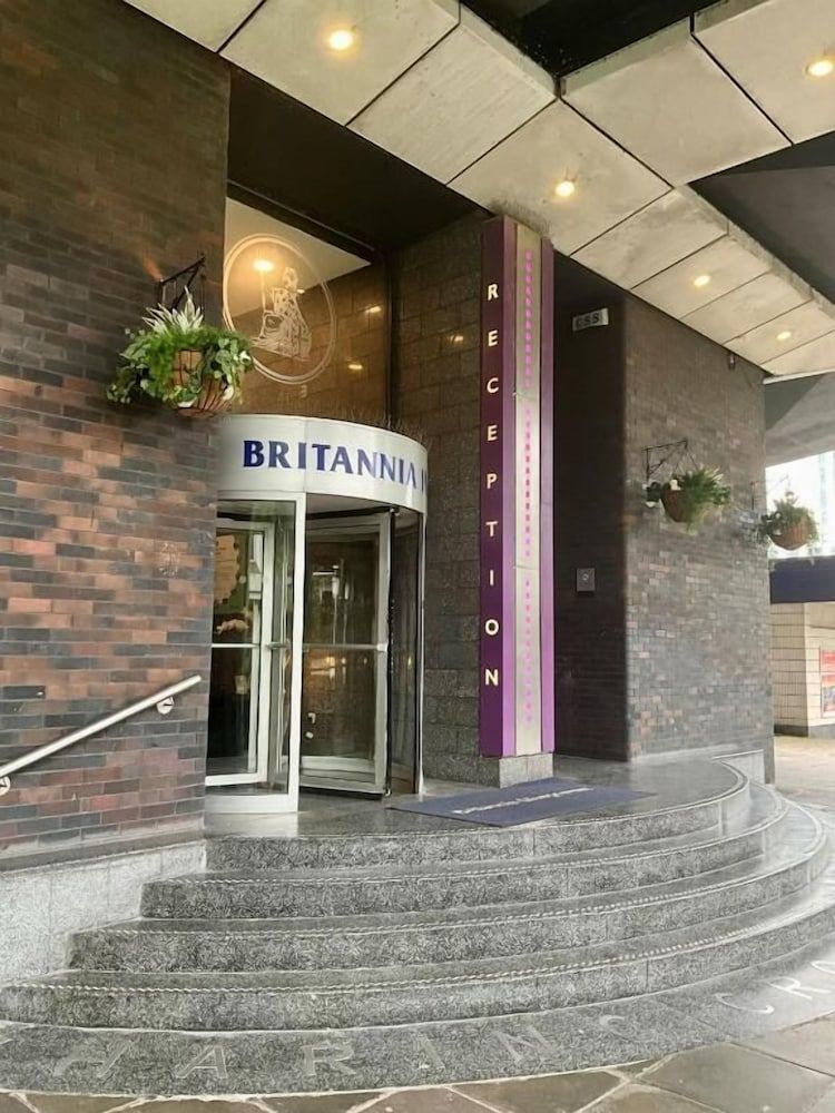 undefined Britannia Inn Glasgow 9