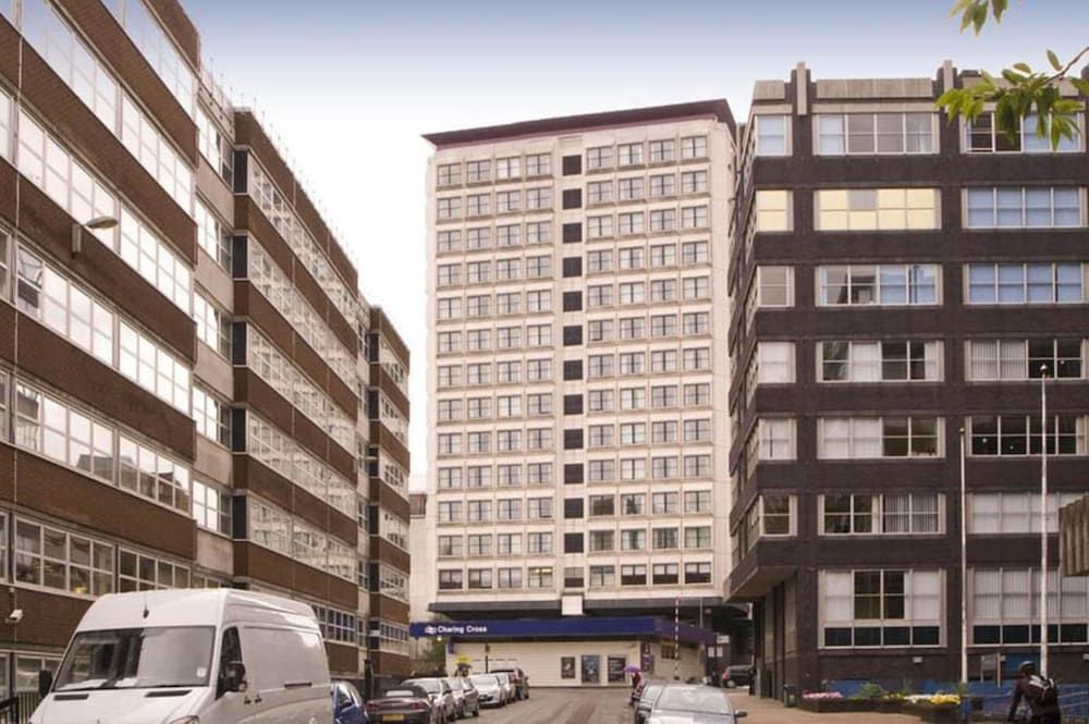 undefined Britannia Inn Glasgow 7