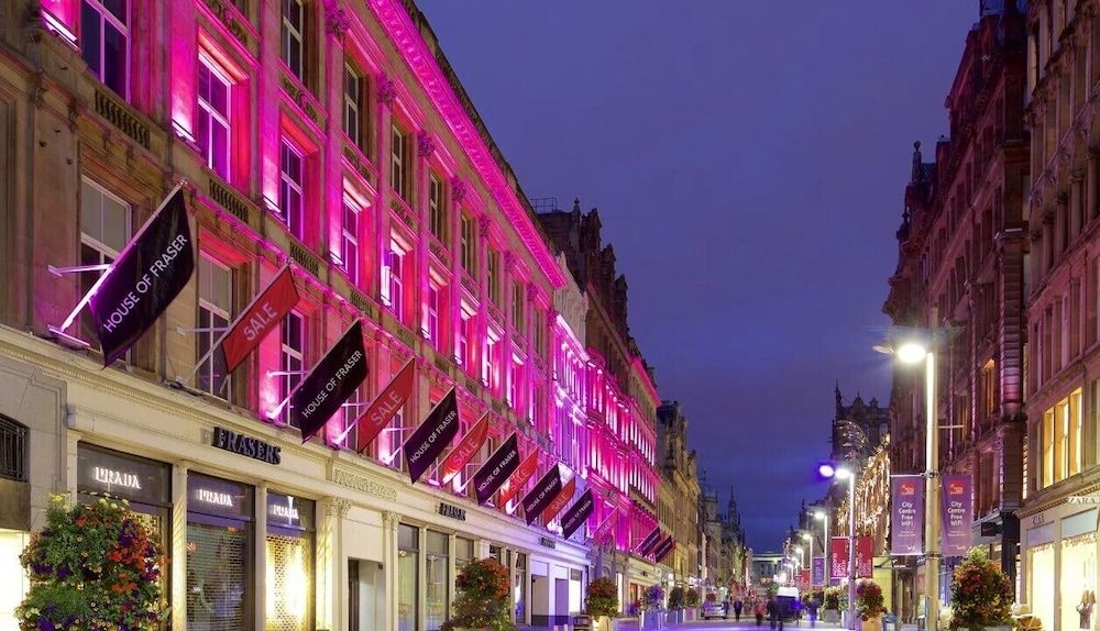 undefined Britannia Inn Glasgow 3