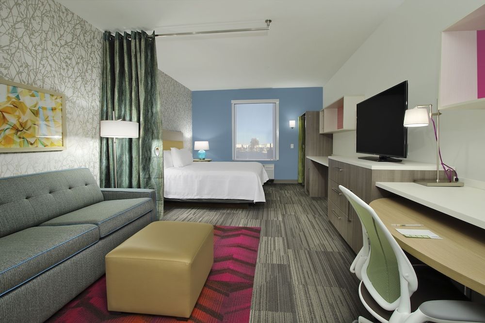 Studio, 1 King Bed, Accessible (Hearing)