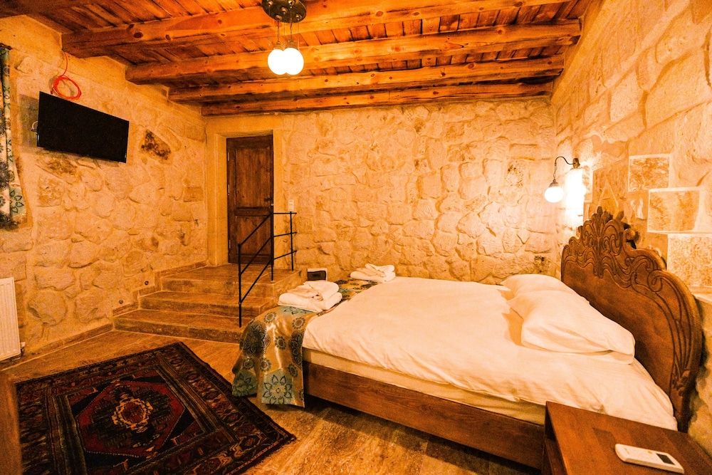 Cappadocia Caves Hotel Classic Room 2