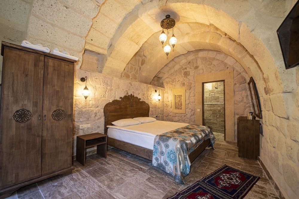 Cappadocia Caves Hotel Classic Room 10