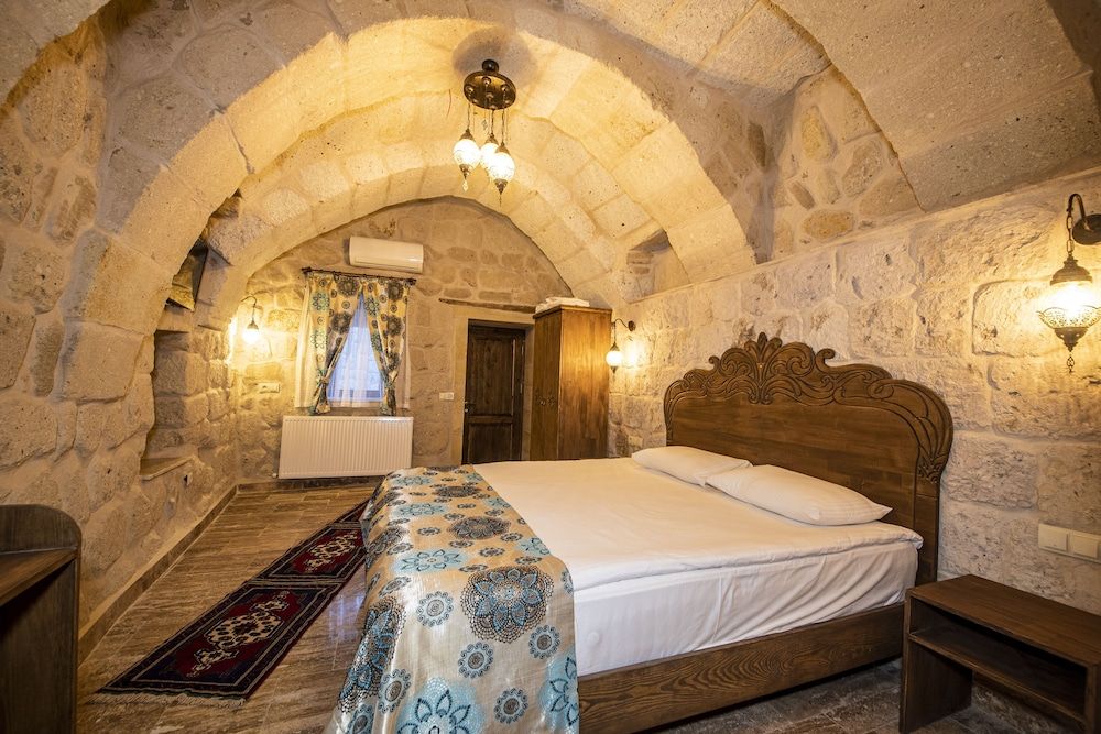 Cappadocia Caves Hotel Classic Room 5