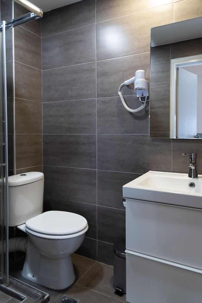 Hotel Tier Comfort Double Room, City View 5