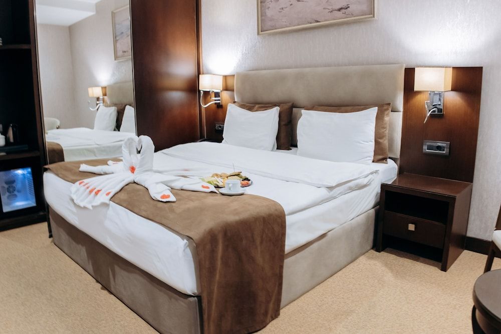 Diamond Hotel Baku Standard Double Room, 1 King Bed 13