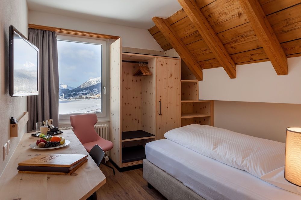 undefined Hotel Waldhaus am See 3